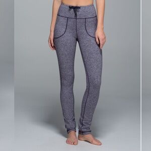 LULULEMON Skinny Will Pant - Heathered Black Grape Size 4 - RARE
